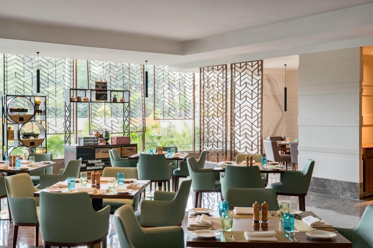 Radisson Bhopal Hotel Kültér fotó