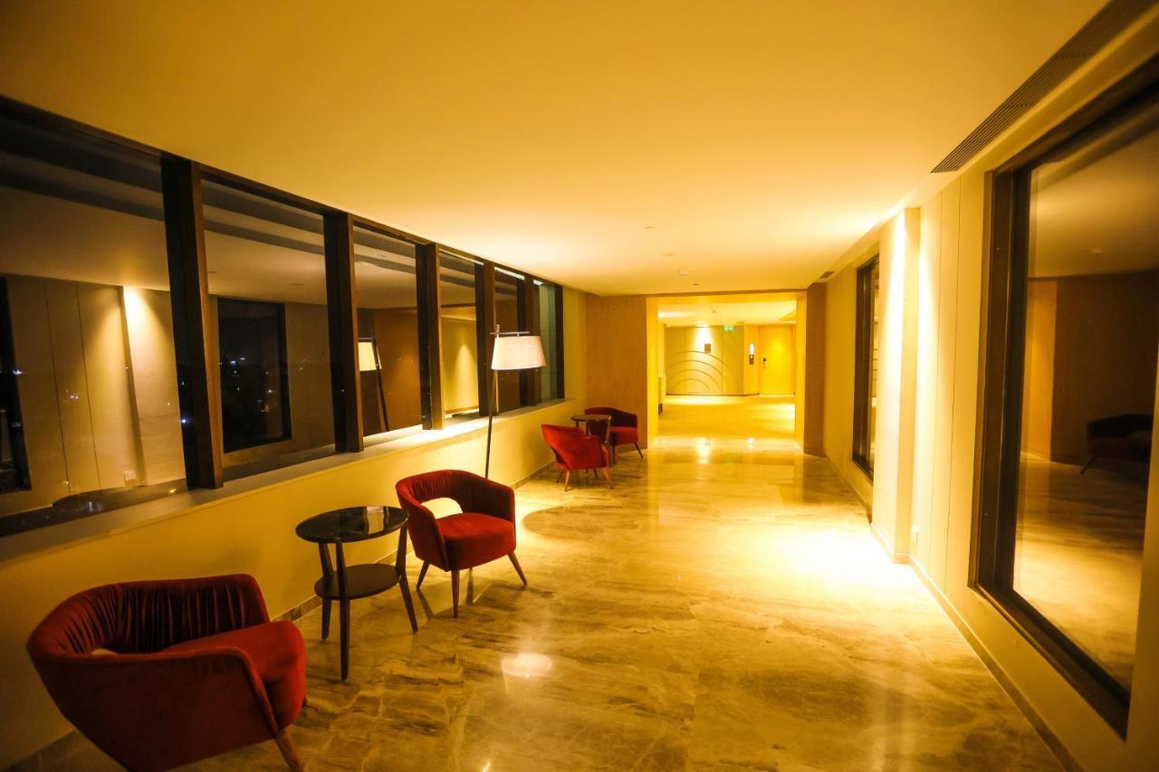 Radisson Bhopal Hotel Kültér fotó