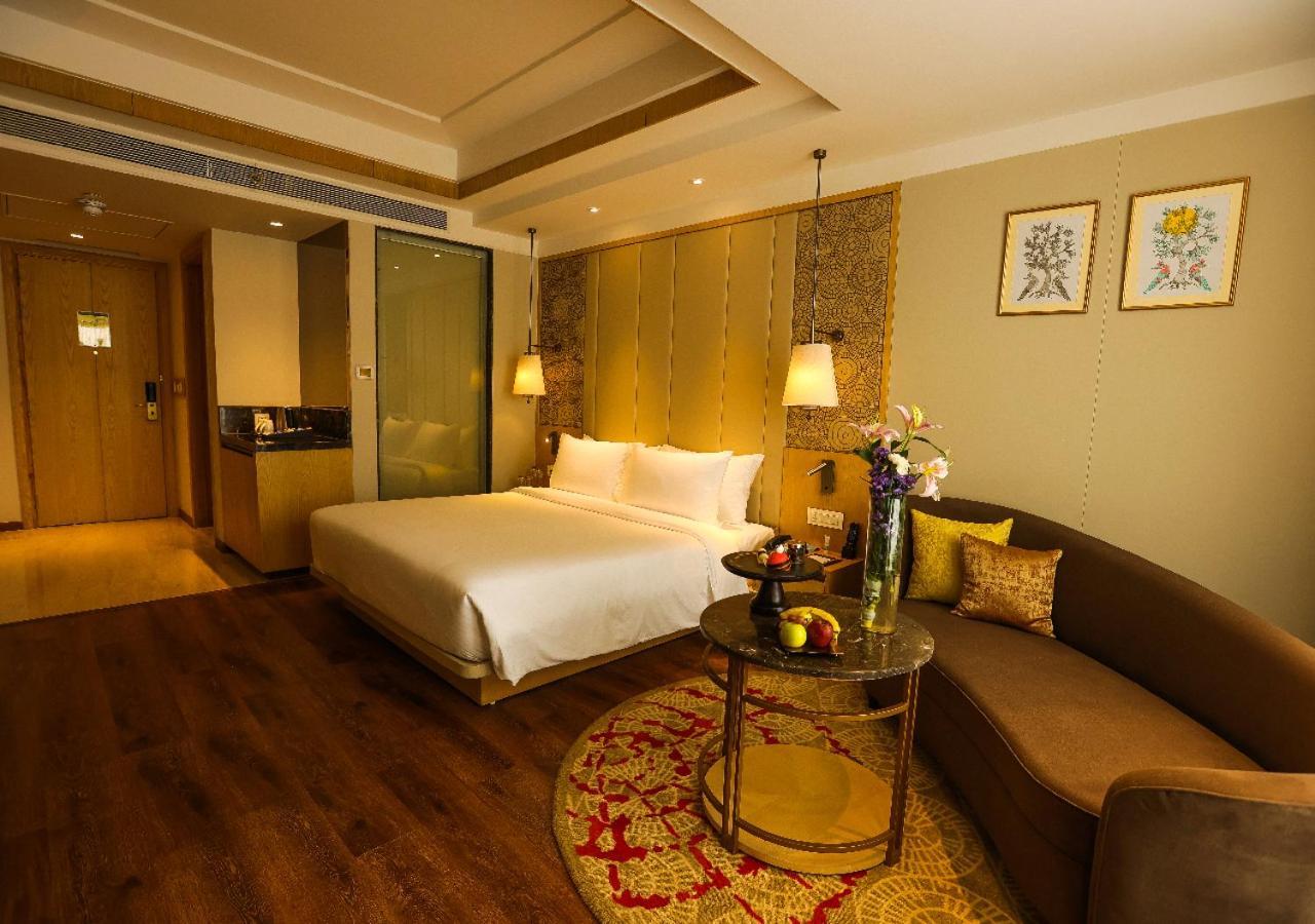 Radisson Bhopal Hotel Kültér fotó