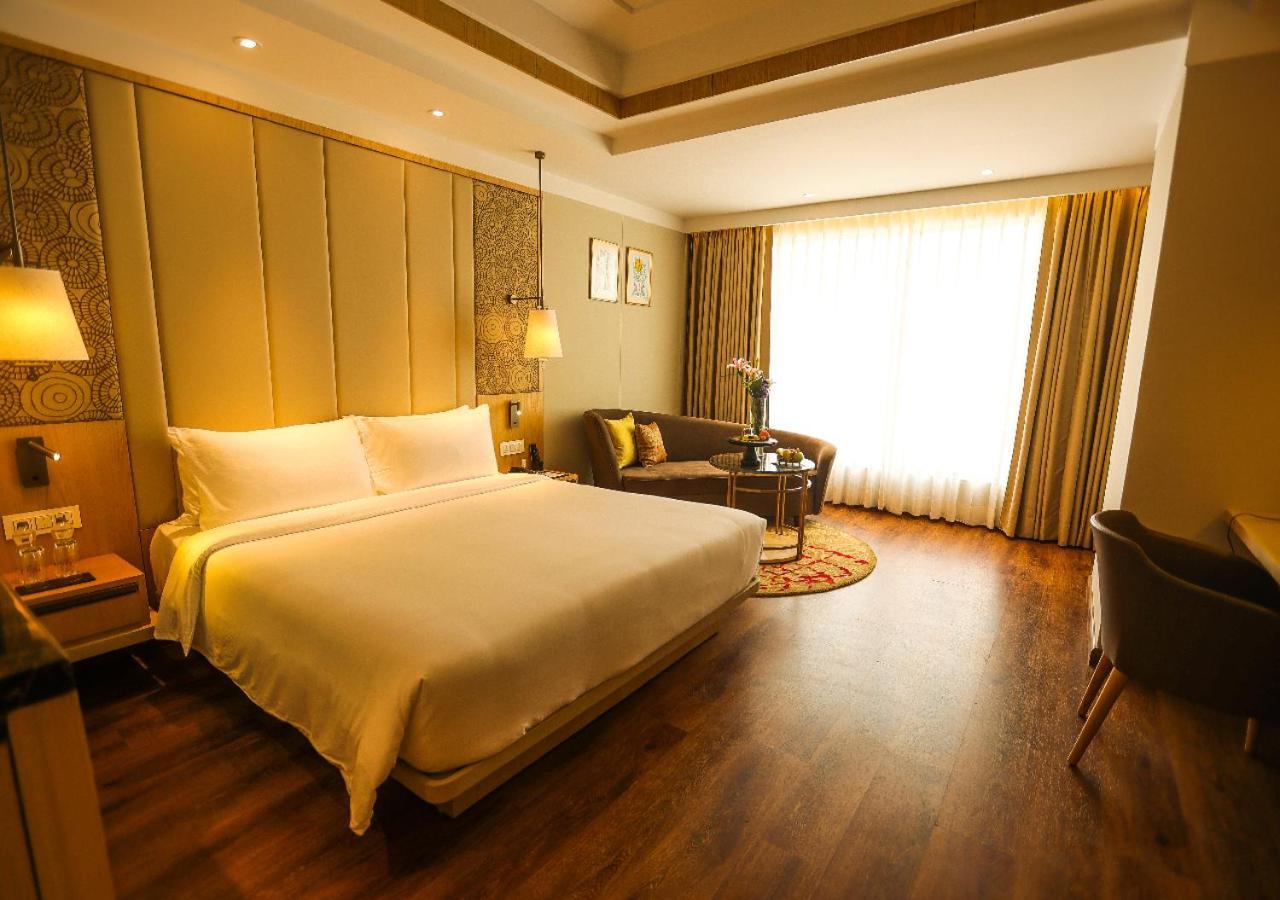 Radisson Bhopal Hotel Kültér fotó