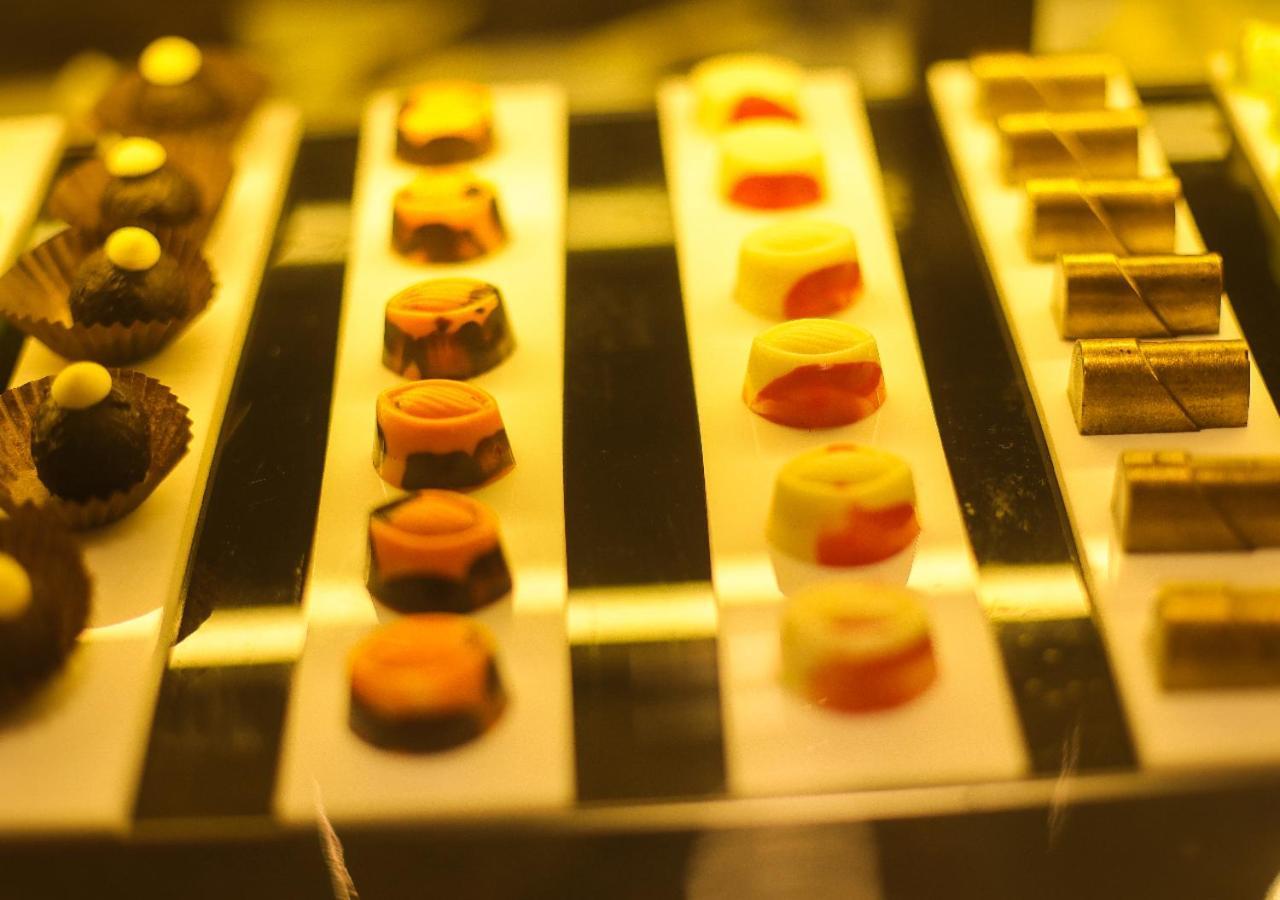 Radisson Bhopal Hotel Kültér fotó