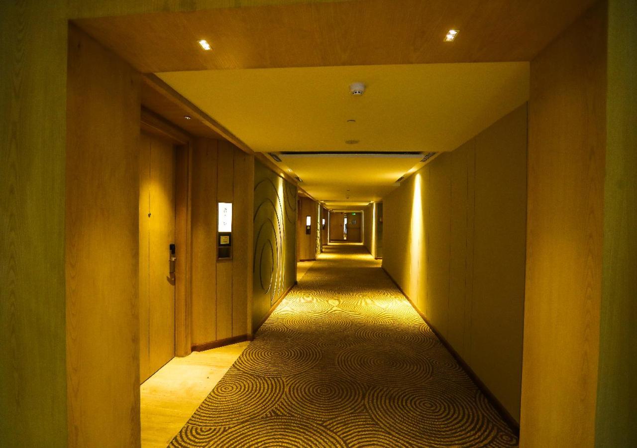 Radisson Bhopal Hotel Kültér fotó