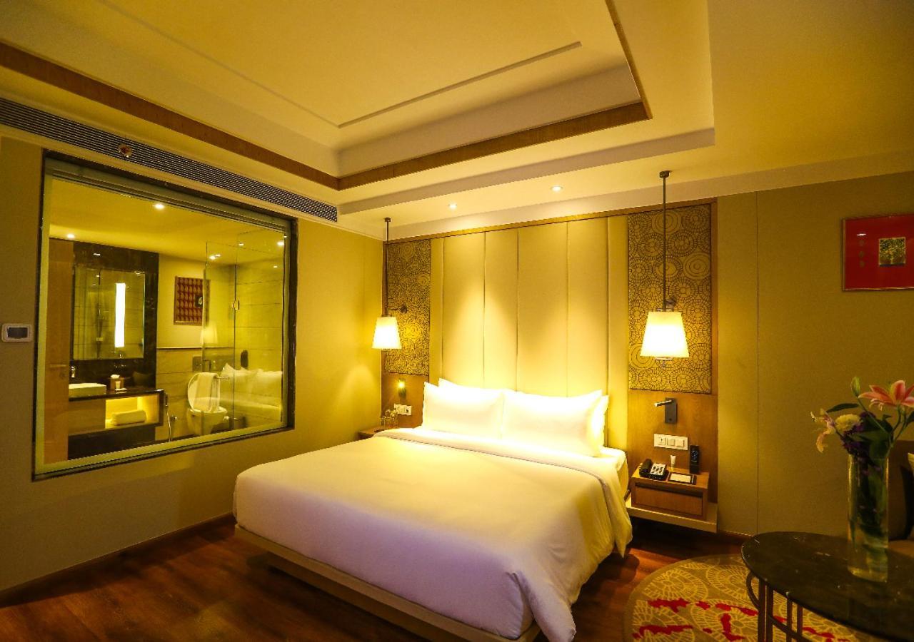 Radisson Bhopal Hotel Kültér fotó