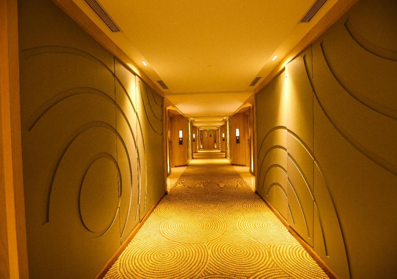 Radisson Bhopal Hotel Kültér fotó