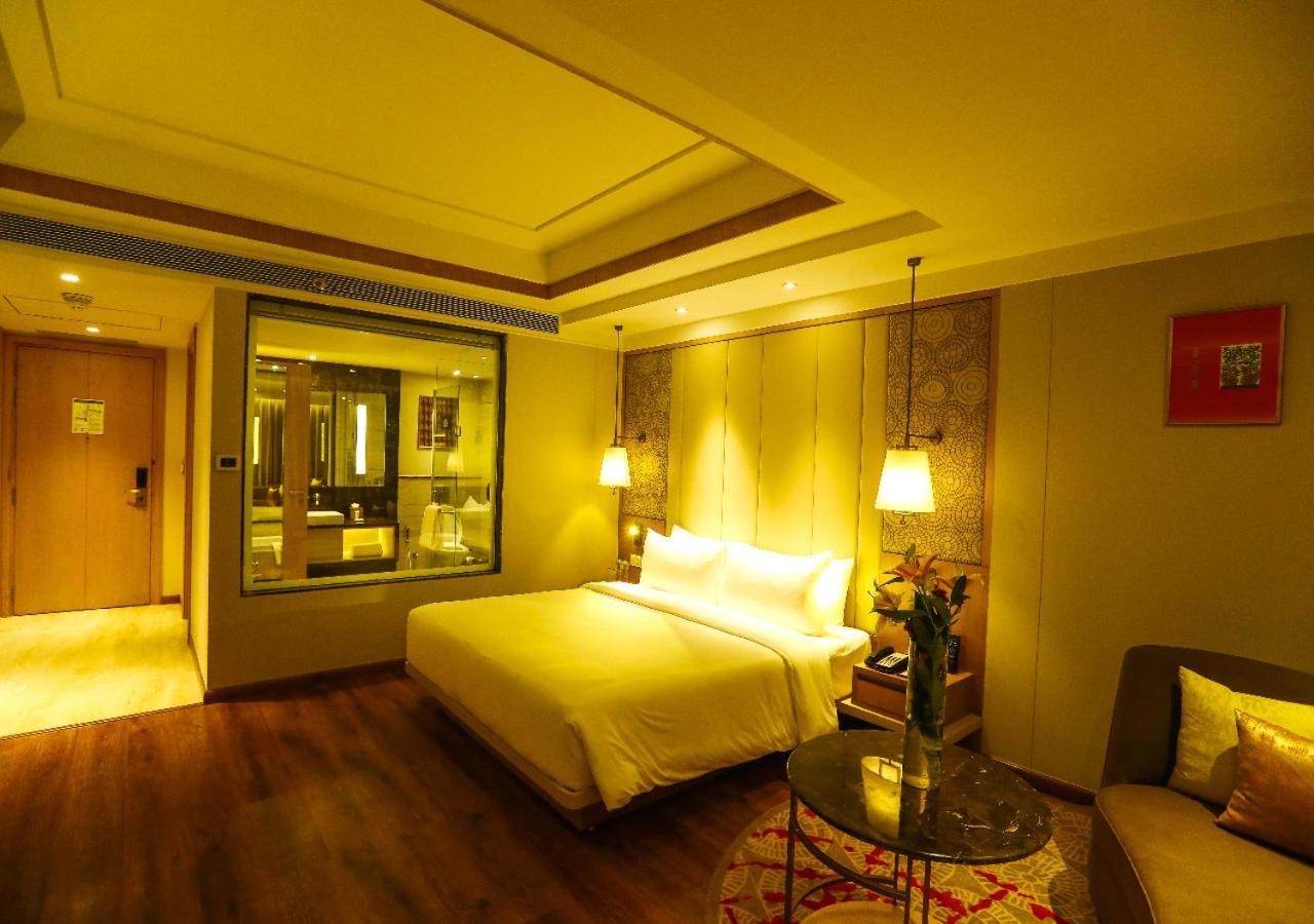 Radisson Bhopal Hotel Kültér fotó