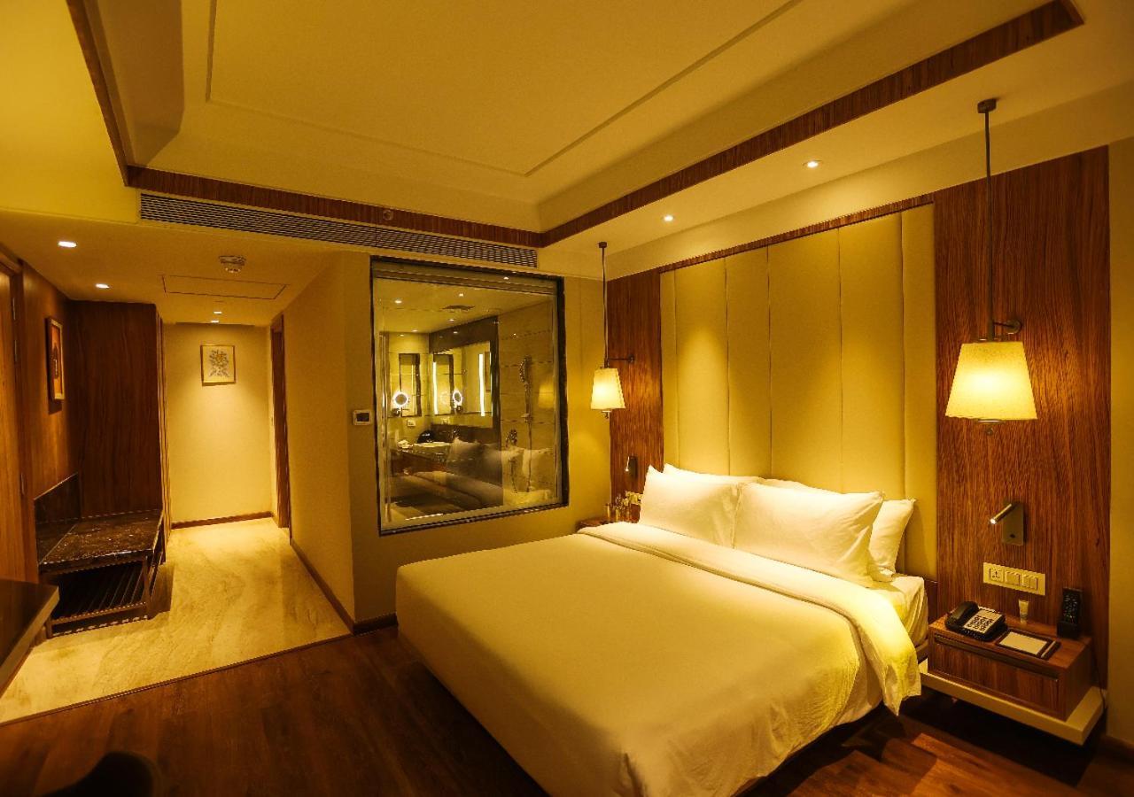 Radisson Bhopal Hotel Kültér fotó